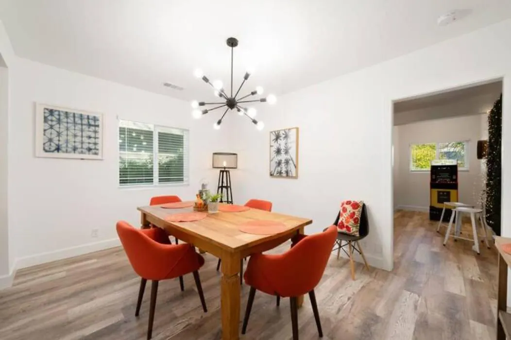 Central 2Br 1Ba & Arcade Crib In The Heart Of Sac Sacramento Estados Unidos da América
